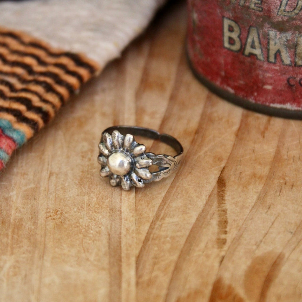 Western Bud Ring
