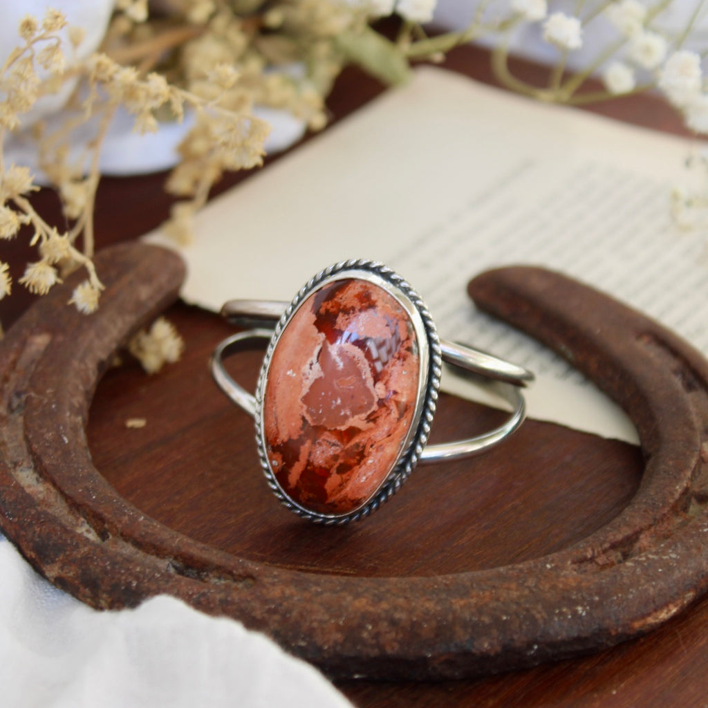 Sweetheart Cuff
