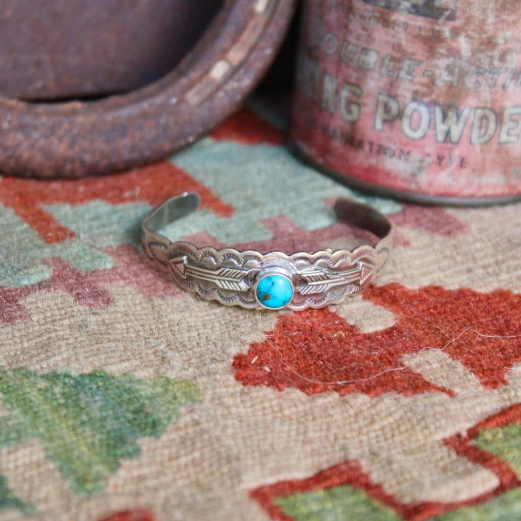 Double Arrow Cuff