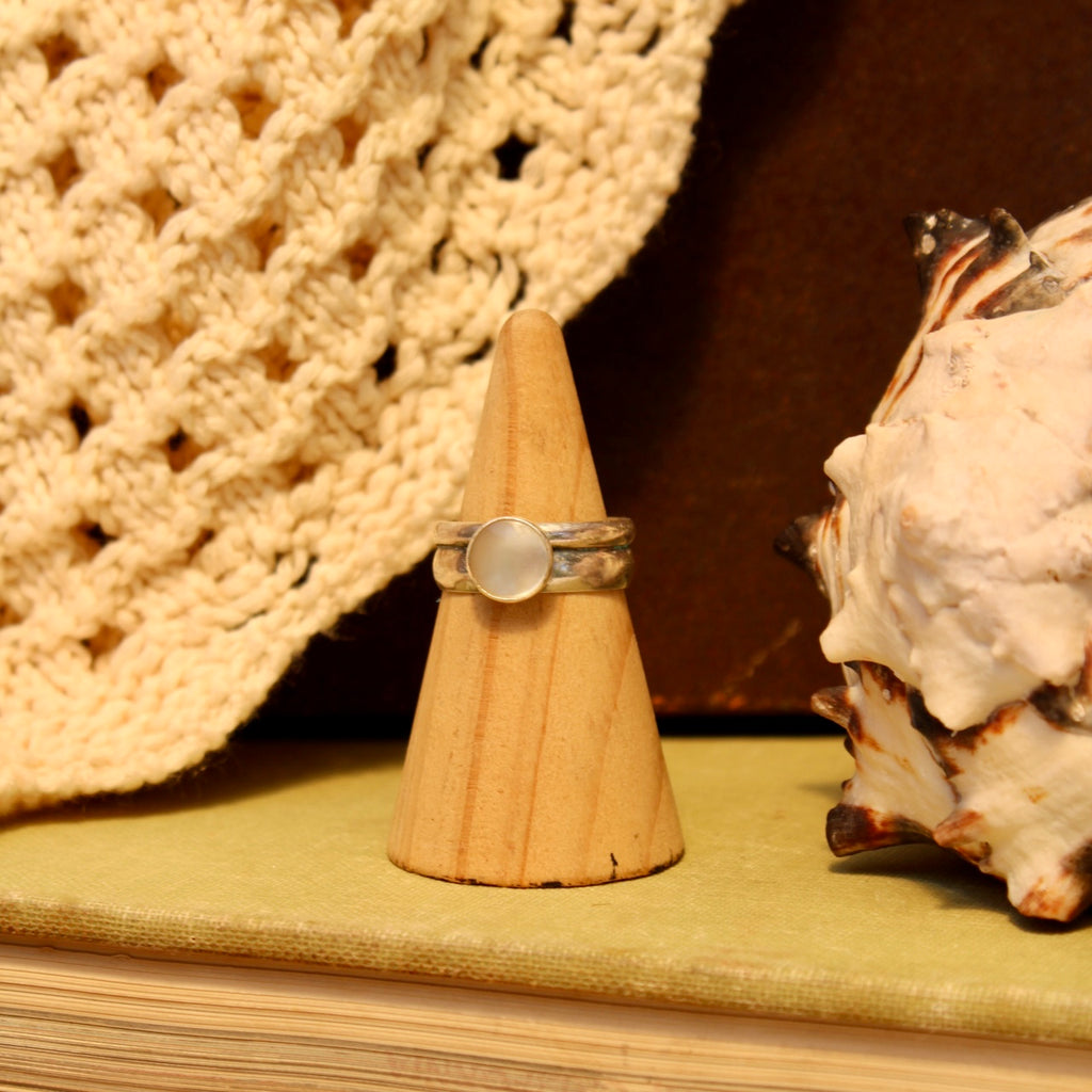 Mini Pearl Ring