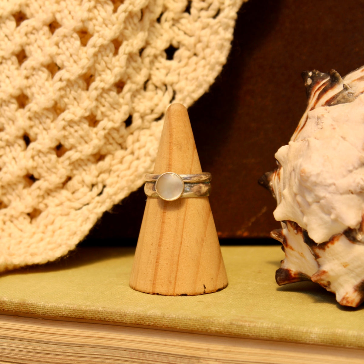 Mini Pearl Ring